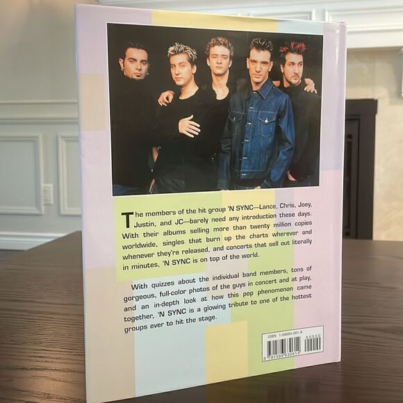 Vintage ‘N SYNC Hardcover Biography Book 2000 Excellent Used Condition 12” x 9” - Picture 3 of 6